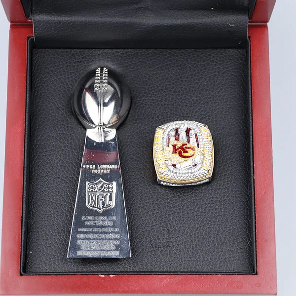 If Patriots Capture Their Sixth Super Bowl on Sunday, Expect the Championship  Rings to Be Huge | Clodius & Co. Jewelers